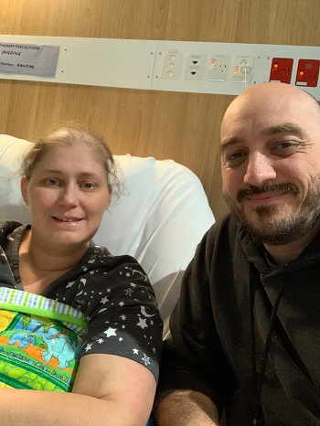 Jocelyn with partner Andrew in Jocelyn's hospital room