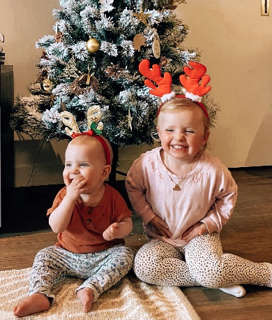 Maverick and sister, Mackenzie still got into the Chritmas spirit during his treatment