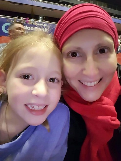 Hayley with her daughter, Sienna at a Katy Perry concert during her treatment.
