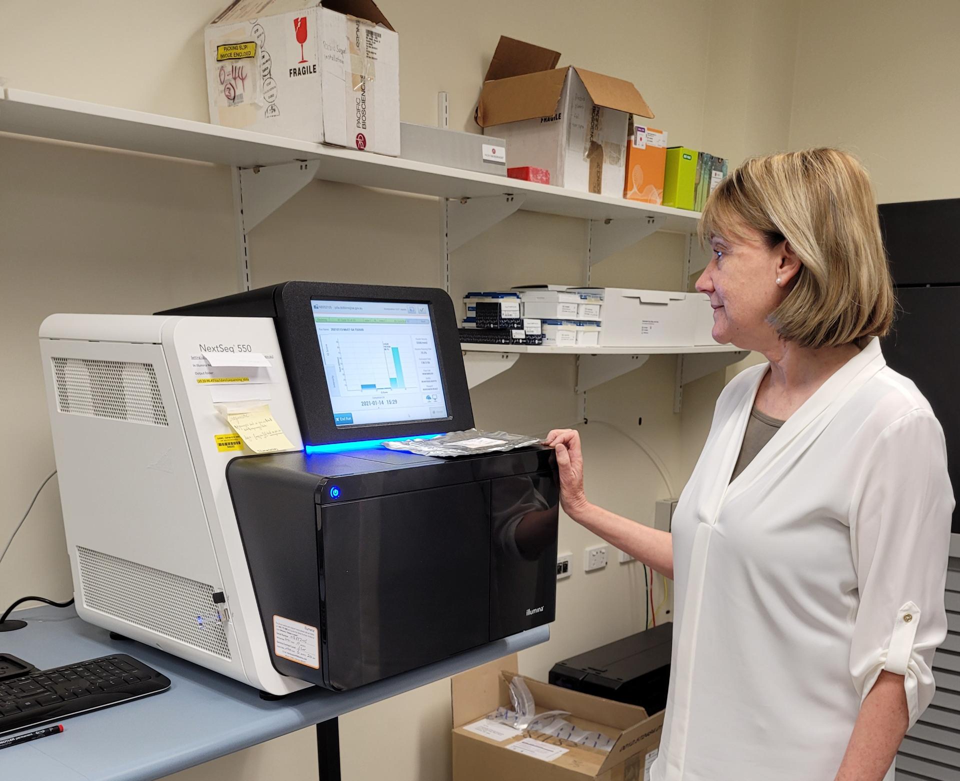 Professor Susan Branford in the lab